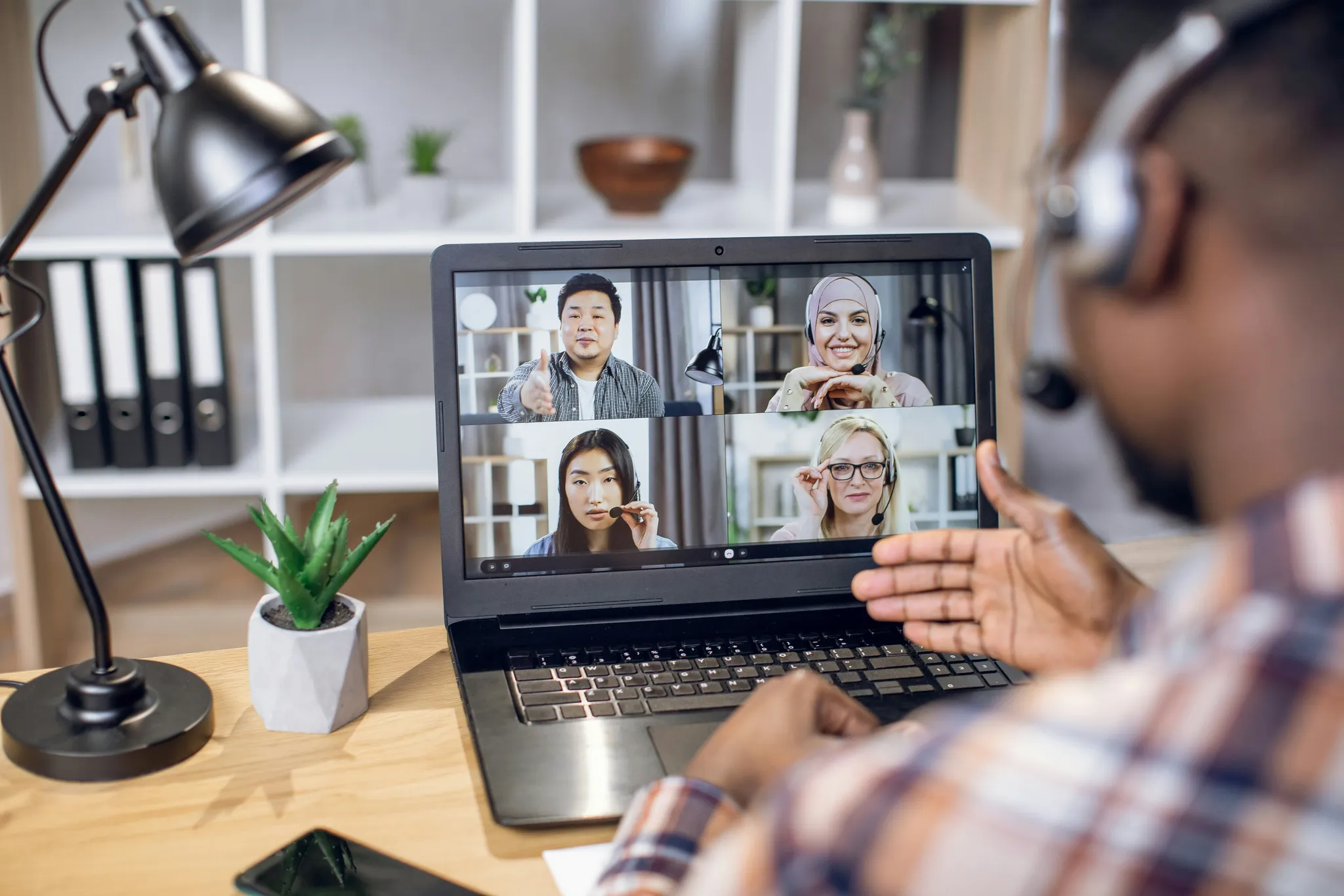 Managing new team members remotely